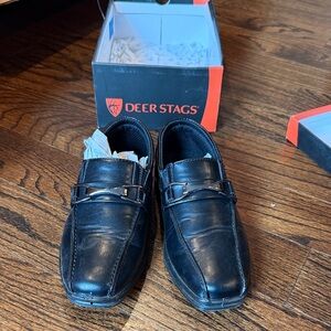 Deer Stags Black Leather Slip-On Loafers with Silver Accent